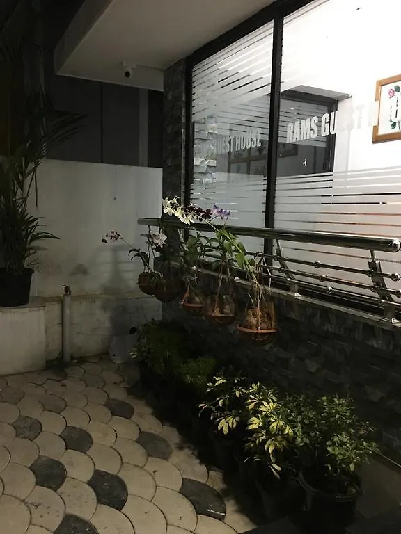 Rams Guest House Near Lulu Mall Thiruvananthapuram