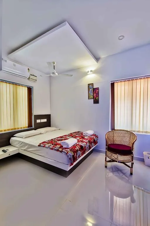 Rams Guest House Near Lulu Mall contacts